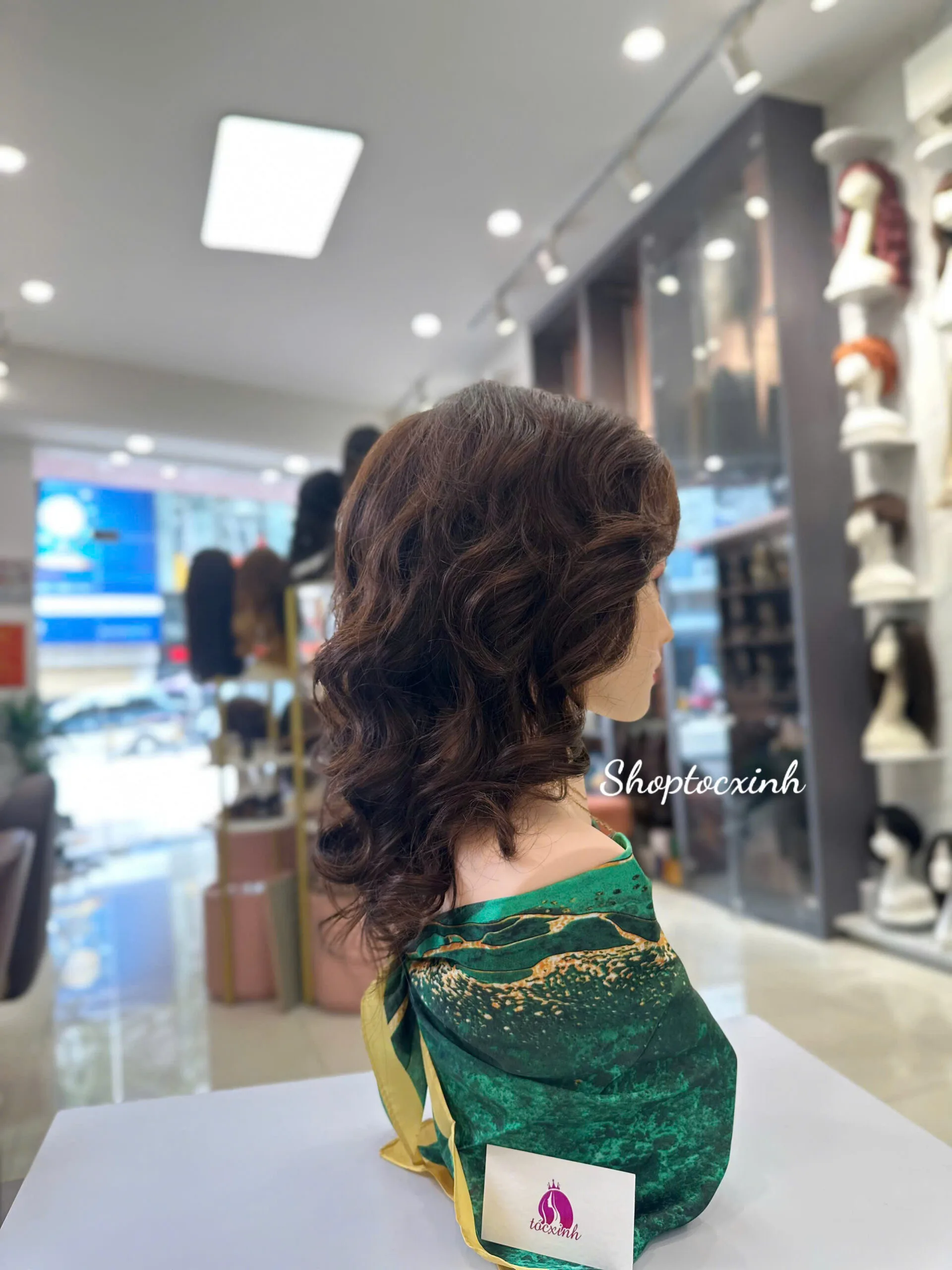 shop tóc giả bình dương