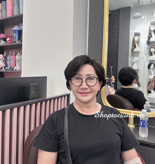 Cửa hàng tóc giả nữ giá sỉ uy tín tại TPHCM - Bí quyết làm đẹp rẻ, chất lượng Cửa hàng tóc giả nữ giá sỉ uy tín tại TPHCM - Bí quyết làm đẹp rẻ, chất lượng