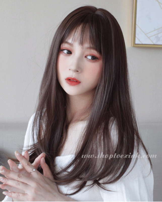 Tóc dài thẳng tự nhiên
