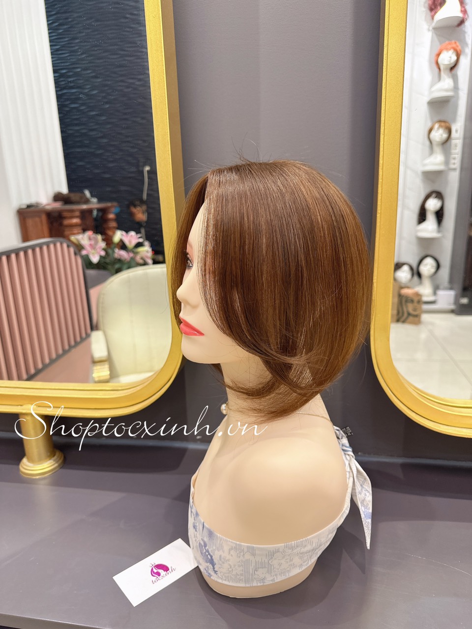 Tóc giả bằng tóc thật bao nhiêu tiền? Câu trả lời khiến chị em bất ngờ! Tóc mái xéo trẻ trung