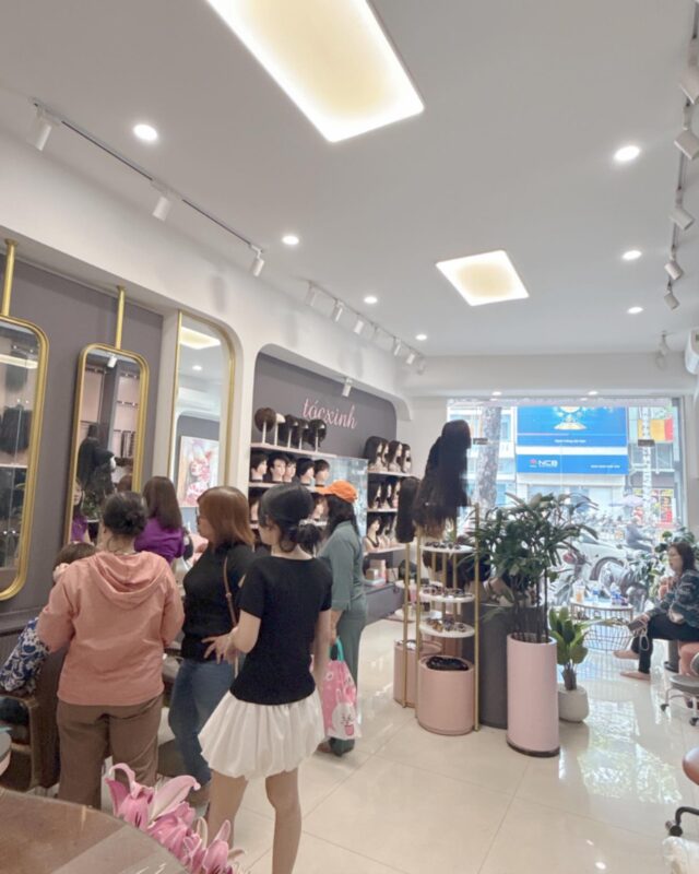 cửa hàng tóc giả