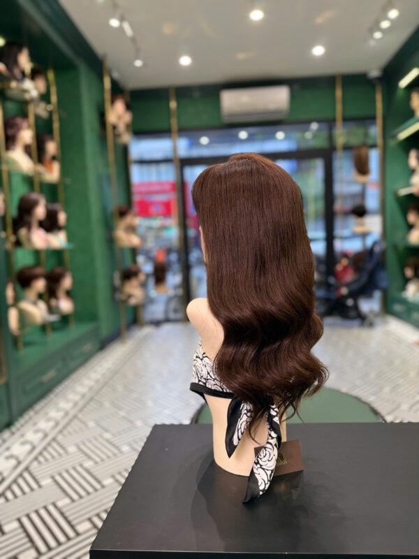 Mẫu Tóc Uốn Cho Nữ Trung Niên