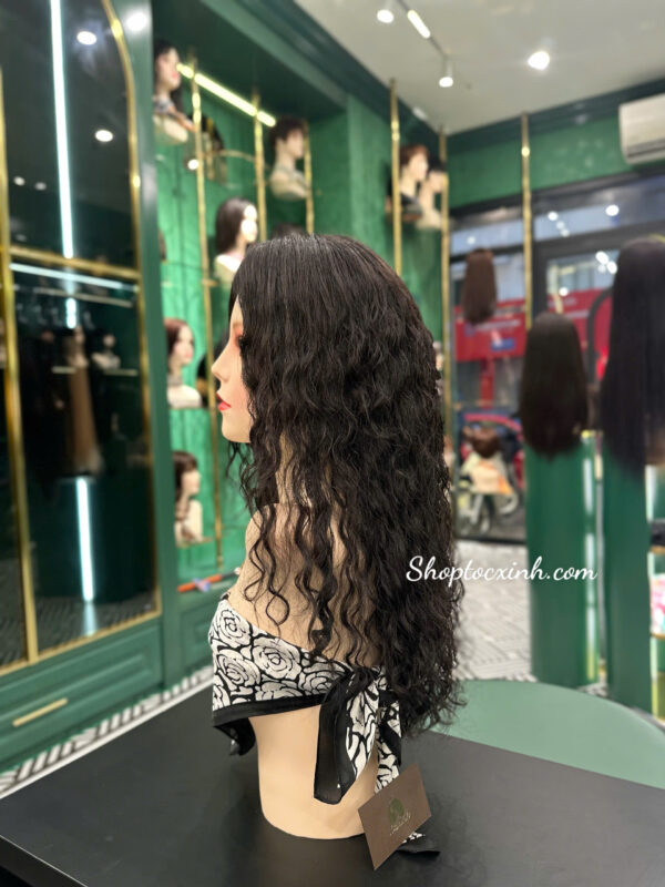 Có nên đội tóc giả không